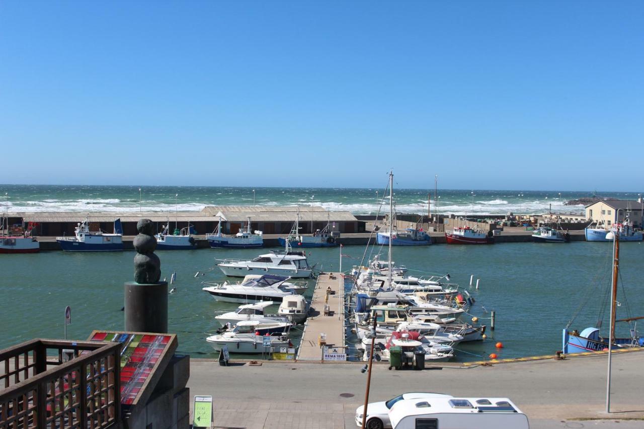 B&B Wharfside Hirtshals Exterior photo